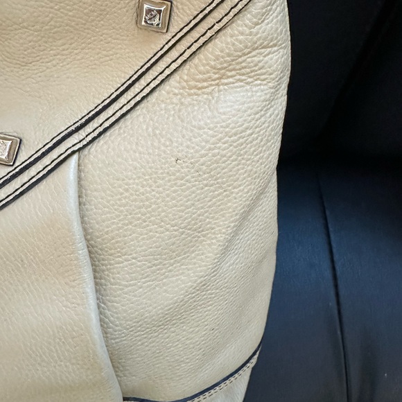 Authentic MCM Pale Yellow Pebbled Leather Studded Logo Motifs Shoulder Bag - Picture 6 of 15